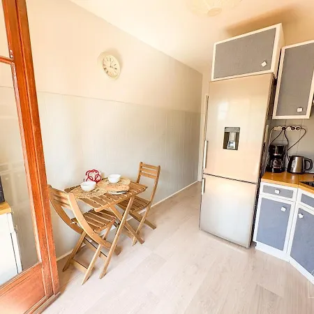 T3 Traversant Proche Du Centre De Apartman *